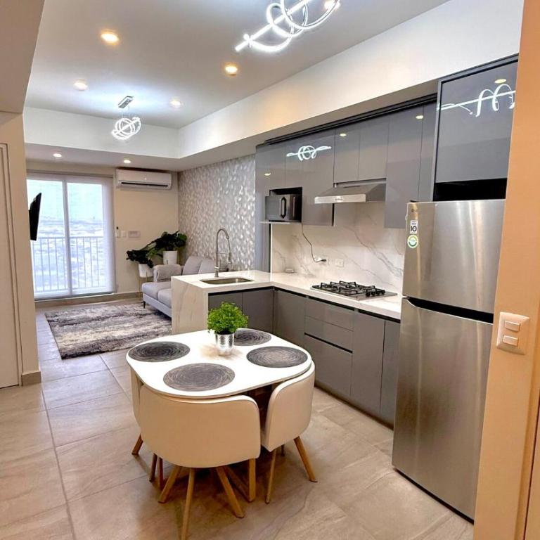 Elegante departamento céntrico en Monterrey - Two-Bedroom Apartment - 11