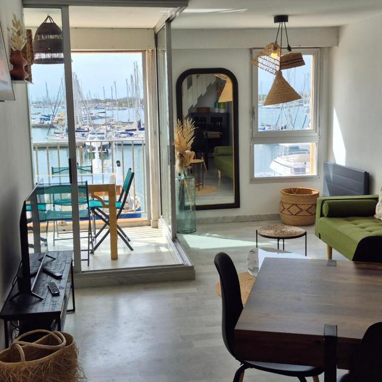 Agde Marine, T4 en duplex vue Centre Port avec parking - Appartement 3 Chambres - 1