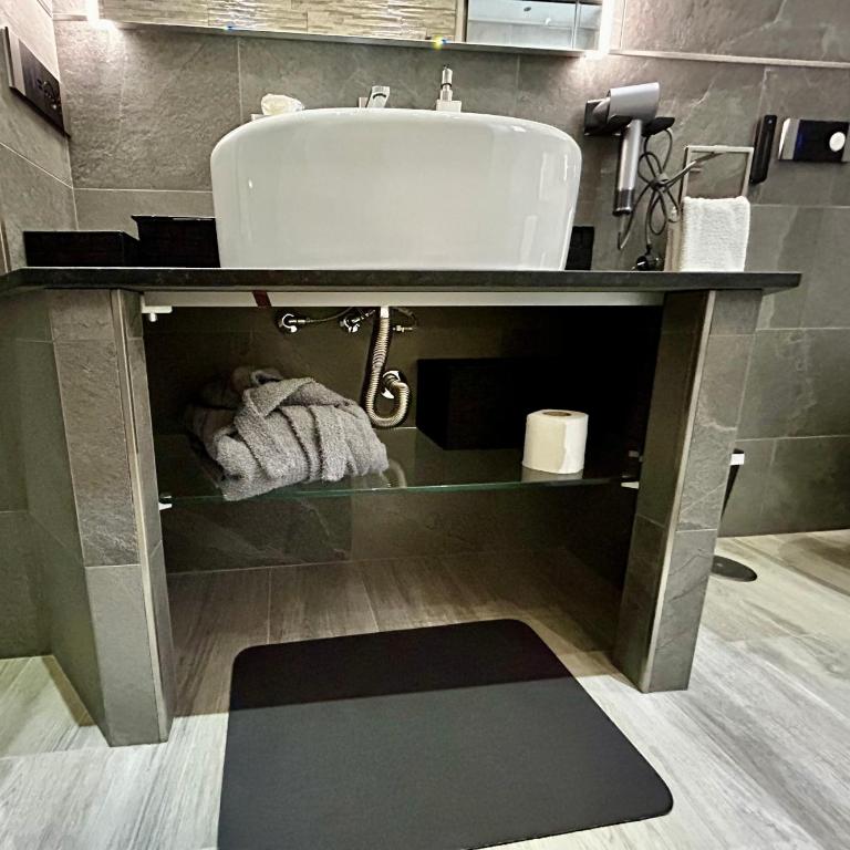 B&B GarbaCity-Inn - Camera Matrimoniale con Bagno Privato - 25
