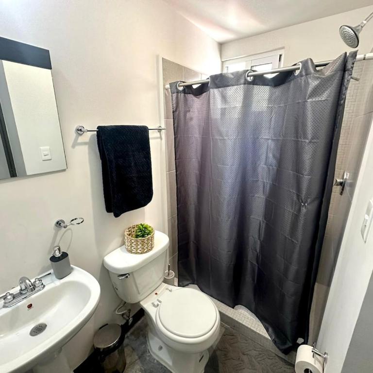 Perfecto departamento con excelente ubicación - Two-Bedroom Apartment - 22