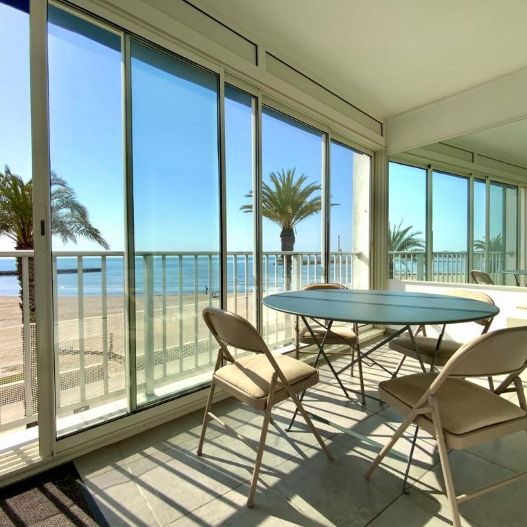 Appartement Mar e Souleu avec Terrasse et Vue Mer au Grau du Roi - Appartement - 1
