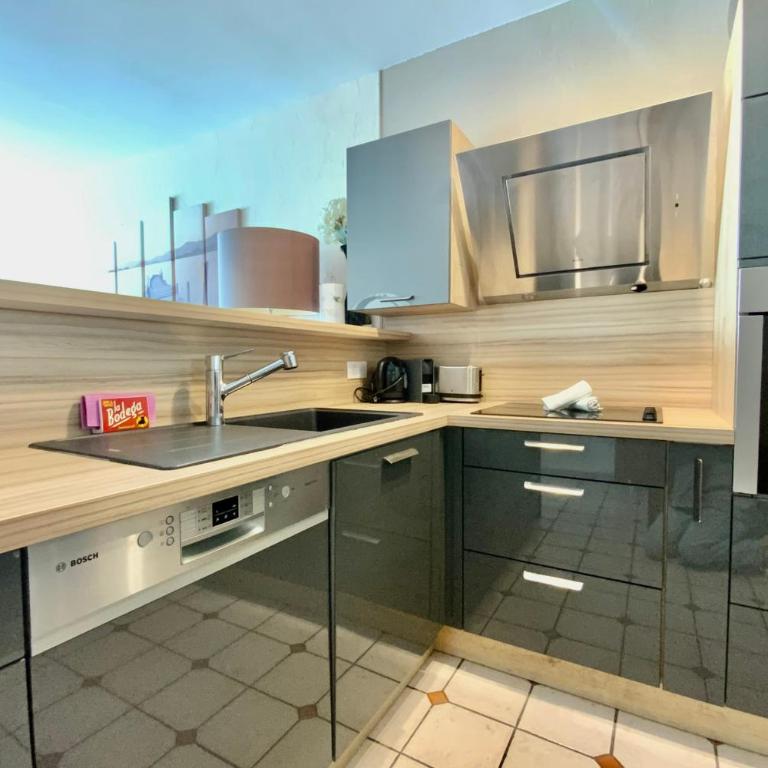 Appartement Mar e Souleu avec Terrasse et Vue Mer au Grau du Roi - Appartement - 13