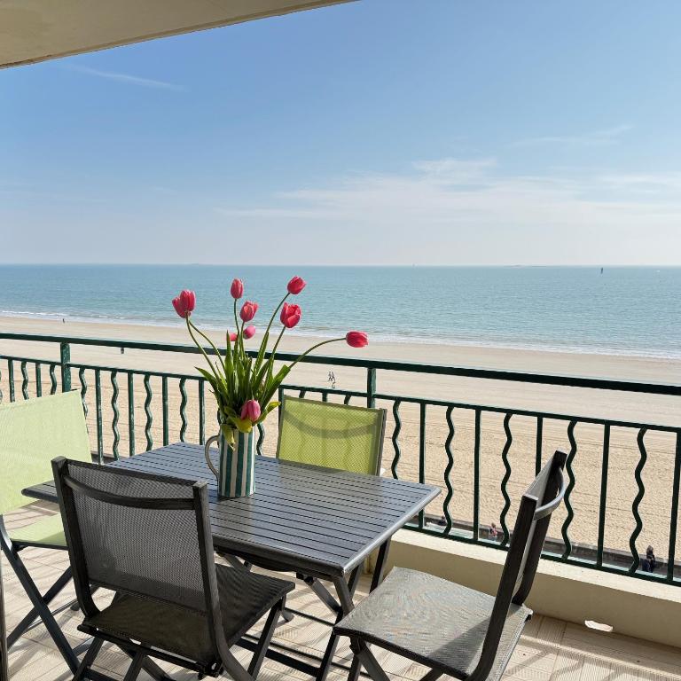 Oceanfront in La Baule Le Neptune - Apartamento - 11