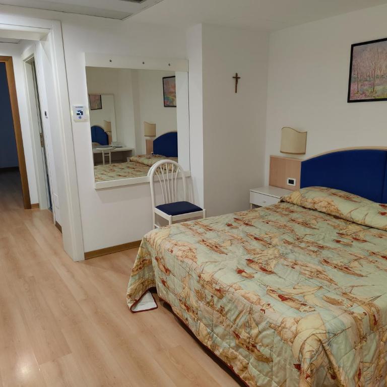 Hotel Panoramic - Camera Familiare - 8