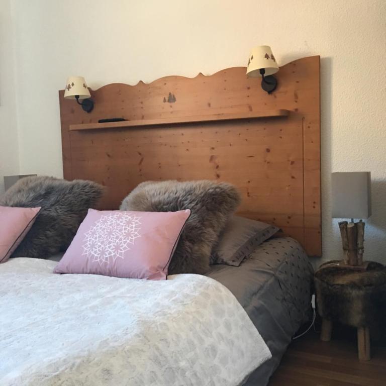 Appartement 2 chambres Chalet LE HAMEAU DES ECRINS Puy-Saint-Vincent 1800 au pied des pistes - Two-Bedroom Apartment - 11
