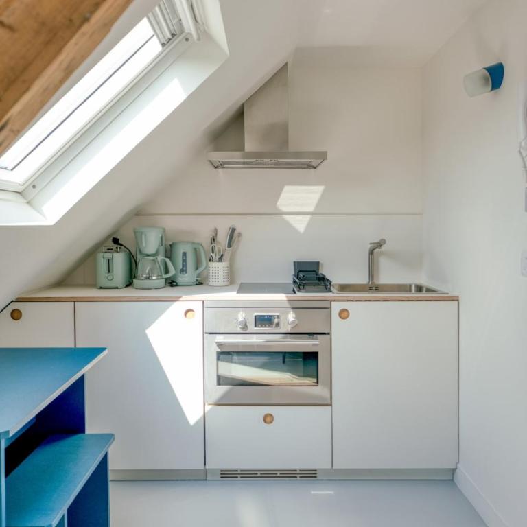 Studio lumineux vue toits de Paris Paris 9è - Studio - 12