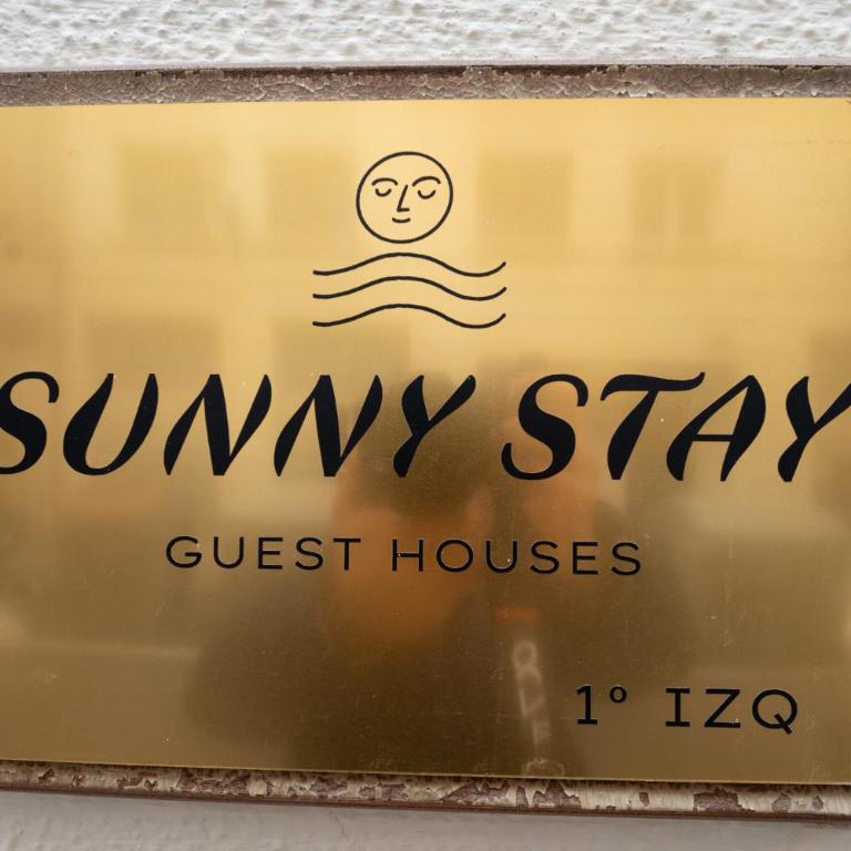 Sunny Stay Guest Houses - Four-Bedroom Apartment - 16