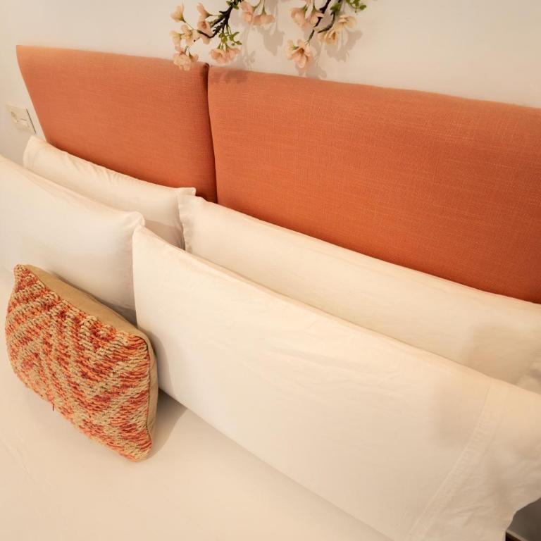 Sunny Stay Guest Houses - Four-Bedroom Apartment - 26