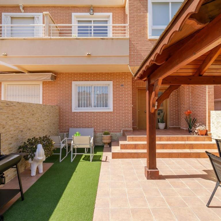 Themed Pool Bungalow & Jacuzzi I BBQ | Parking - Casa de 3 dormitorios - 5