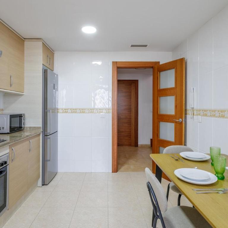 Themed Pool Bungalow & Jacuzzi I BBQ | Parking - Casa de 3 dormitorios - 22