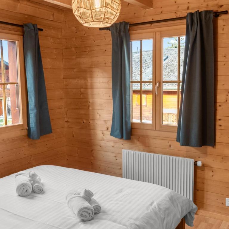 Demi-chalet familial au calme avec magnifique vue - Chalet - 52