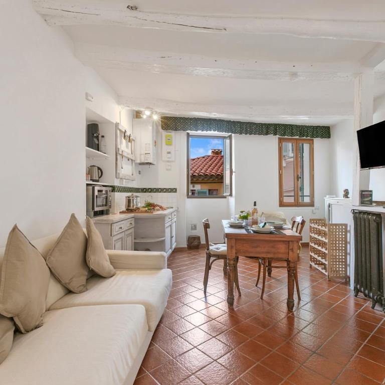 Old Town Apartments 50m Beach and Shop - Apartamento - 2 niveles - 9