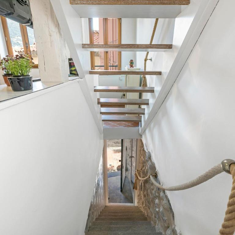Old Town Apartments 50m Beach and Shop - Apartamento - 2 niveles - 15