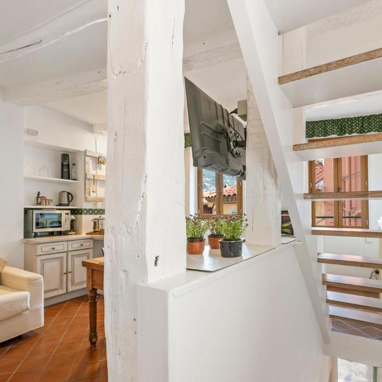 Old Town Apartments 50m Beach and Shop - Apartamento - 2 niveles - 16