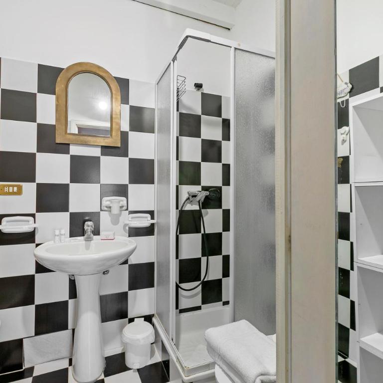 Old Town Apartments 50m Beach and Shop - Apartamento - 2 niveles - 11