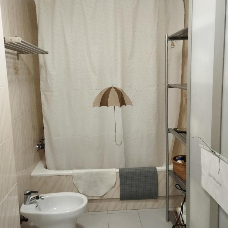 Excellent location 100 m from the beach and services - Apartamento de 2 dormitorios - 12