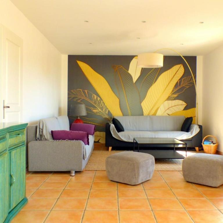 Spacious and bright house with swimming pool - Maison de Vacances - 5