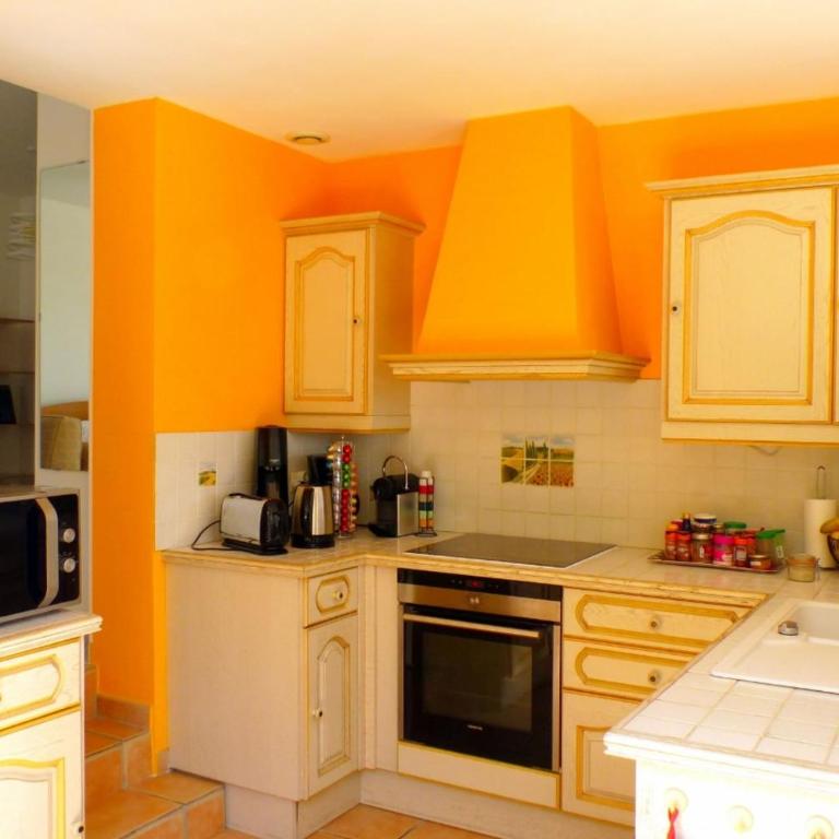 Spacious and bright house with swimming pool - Maison de Vacances - 6