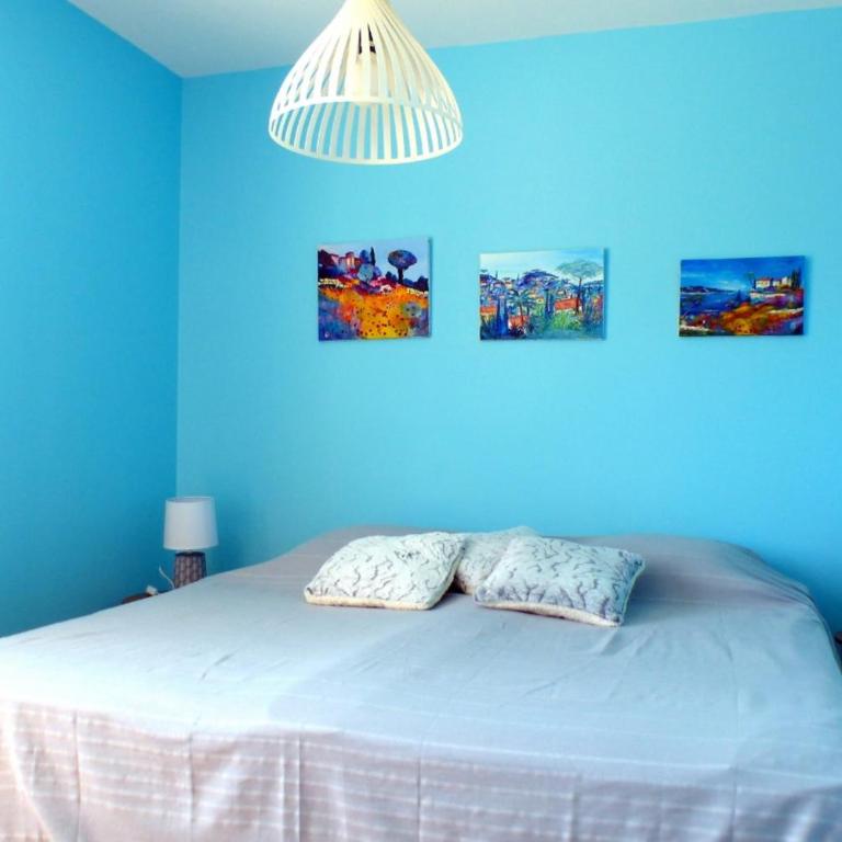 Spacious and bright house with swimming pool - Maison de Vacances - 11