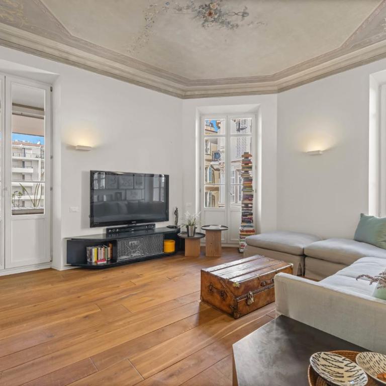 REF 2054 - Seasonal rental - Apartment in the center of Cannes - Appartement - 8