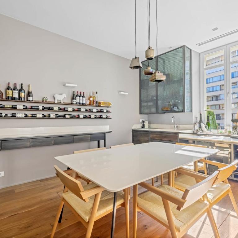 REF 2054 - Seasonal rental - Apartment in the center of Cannes - Appartement - 11