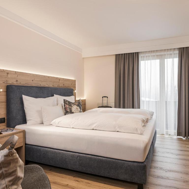 Hotel Finkenbergerhof - Doppelzimmer mit Balkon - 1