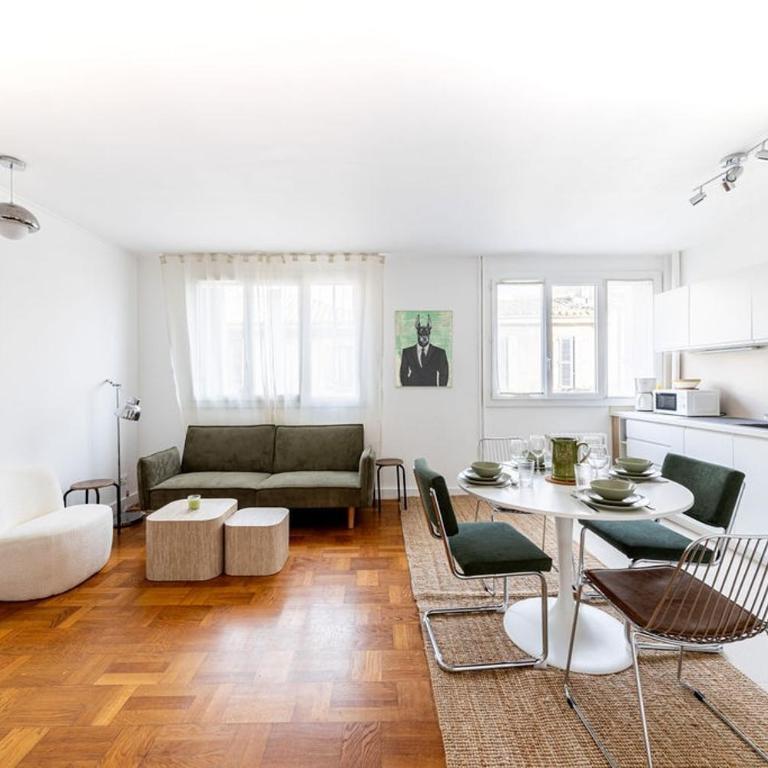 Charming 3room apartment - 6 people - Historic Center - Elevator - Three-Bedroom Apartment - 1