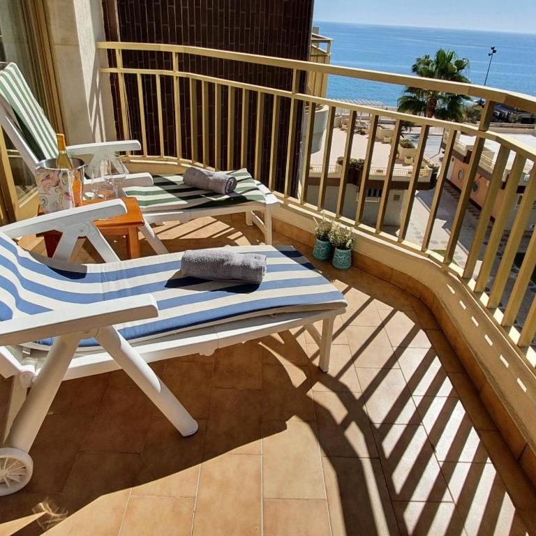 Quiet Beachfront Oasis - Doña Sofía - Apartamento de 2 dormitorios - 27