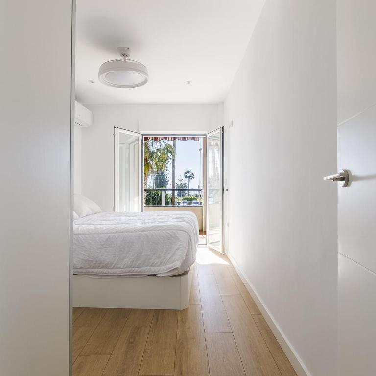 A&N Torre del Mar Grand Seafront Apartment Panoramic - Apartment - 22