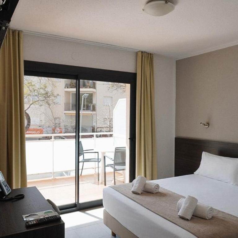 Hotel Ram Rooms Tahiti - Habitación Doble Deluxe con balcón - 1 o 2 camas - 1