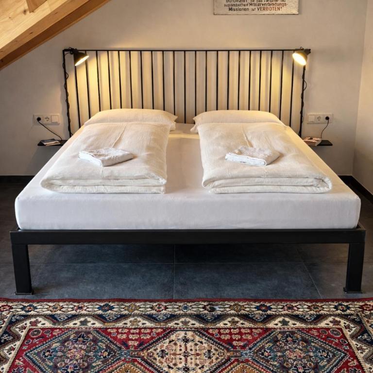 Bahngarten1907 Panorama Historic Railway House - Loft Apartment mit1 Schlafzimmer und Balkon - 14