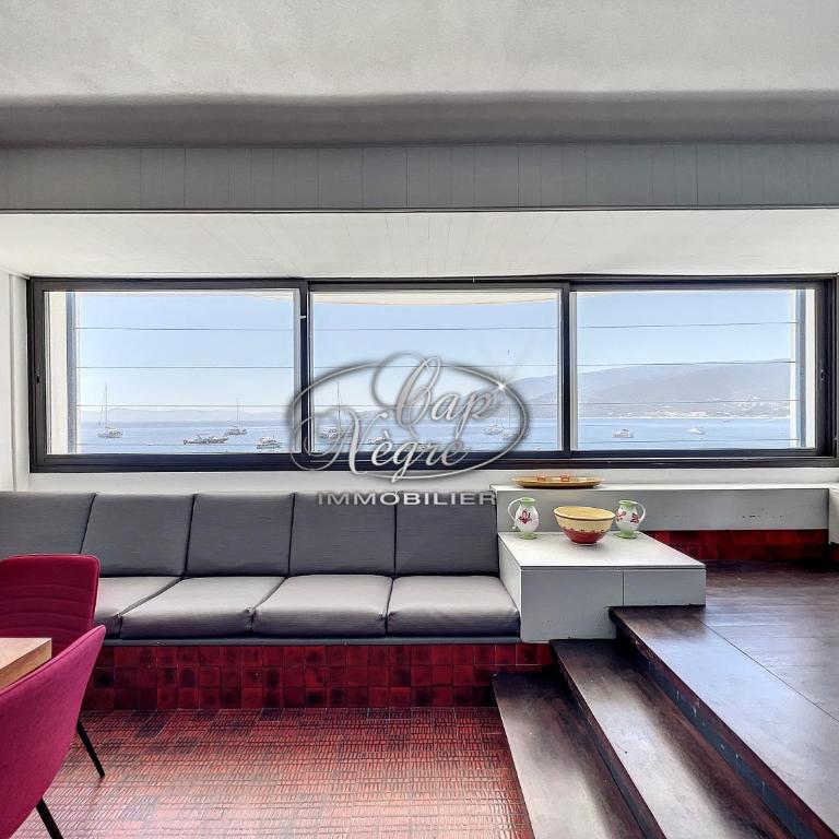 Villa pieds dans l'eau pour 10 personnes avec port privé et rooftop à Cavalière - Villa Deluxe - 2