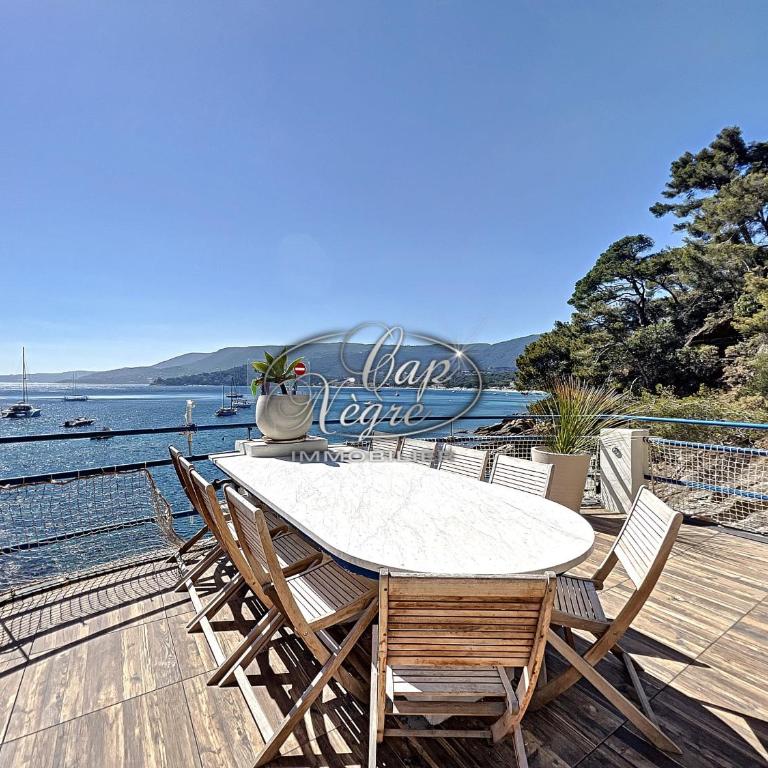Villa pieds dans l'eau pour 10 personnes avec port privé et rooftop à Cavalière - Villa Deluxe - 6