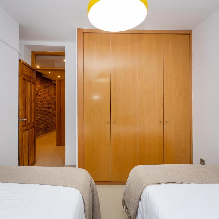 ChezmoiHomes Al pie de la Alhambra - Two-Bedroom Apartment - 9