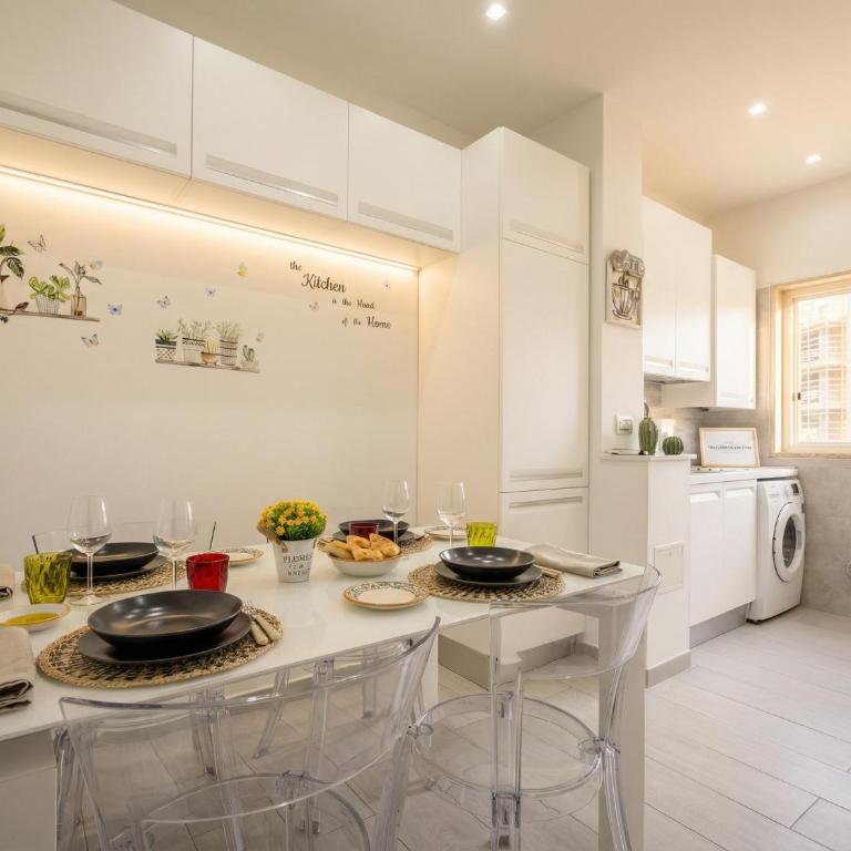 Casa di Carly - large cozy retreat in center - Two-Bedroom Apartment - 9
