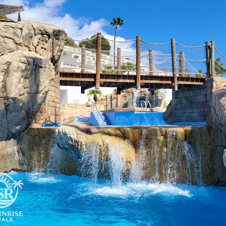 Casa Sunrise - Deluxe house with rooftop, 5 pools and panoramic sea views, Calpe - Two-Bedroom Apartment - 22