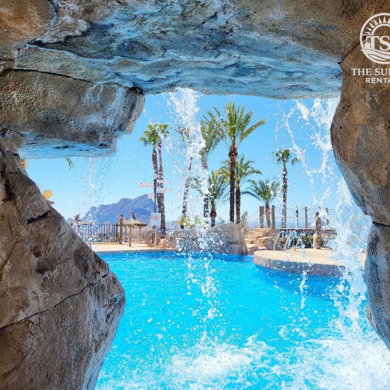 Casa Sunrise - Deluxe house with rooftop, 5 pools and panoramic sea views, Calpe - Two-Bedroom Apartment - 11