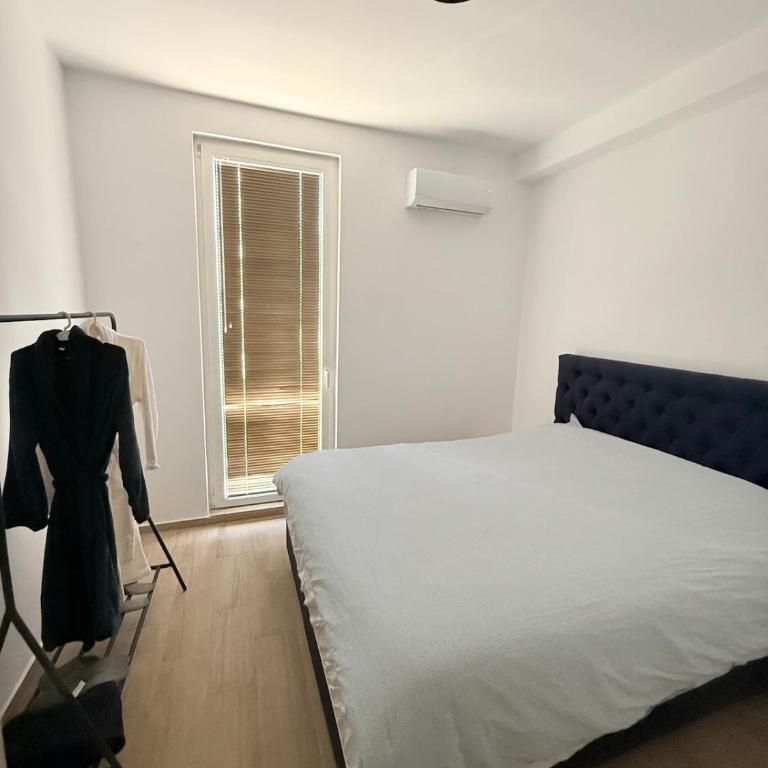 Casa Raj Becici - Apartment with View and Balcony - 3