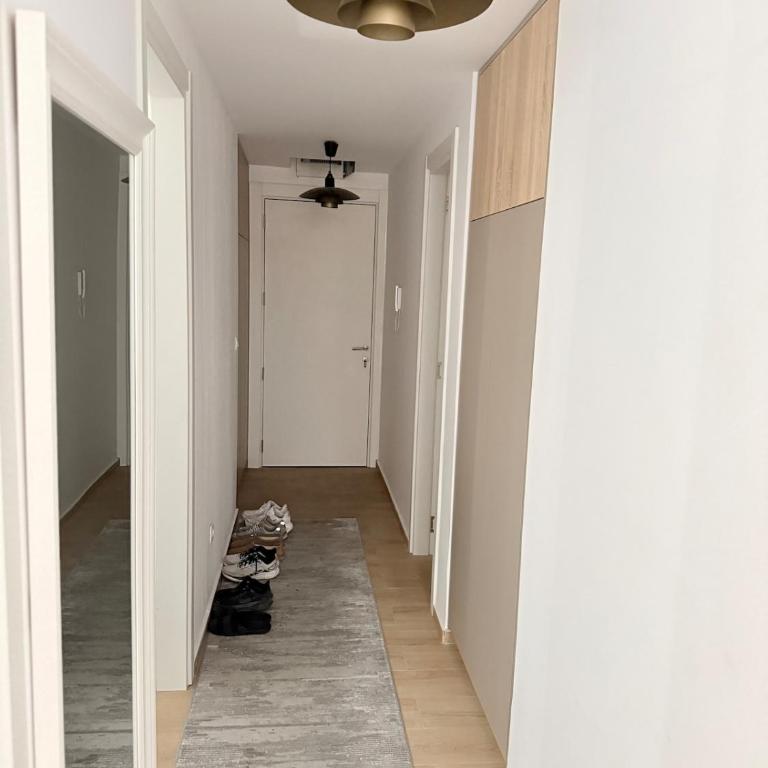 Casa Raj Becici - Apartment with View and Balcony - 15