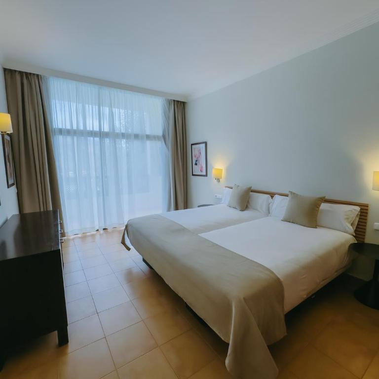 Hotel LIVVO Jandía Golf - Habitación Familiar Estándar - 6