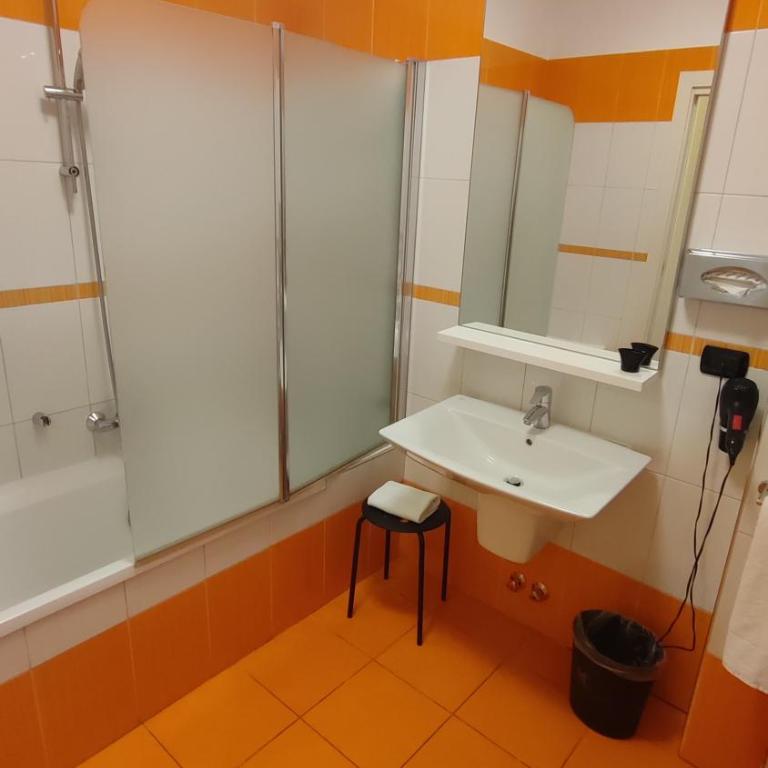 Residence Calissano - Appartamento Familiare con 2 Camere da Letto - 10