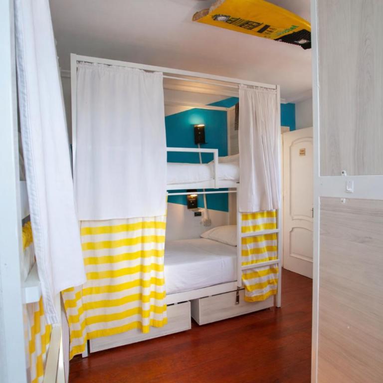 Gijon Surf Hostel - Cama Individual en dormitorio compartido de 6 camas - 3