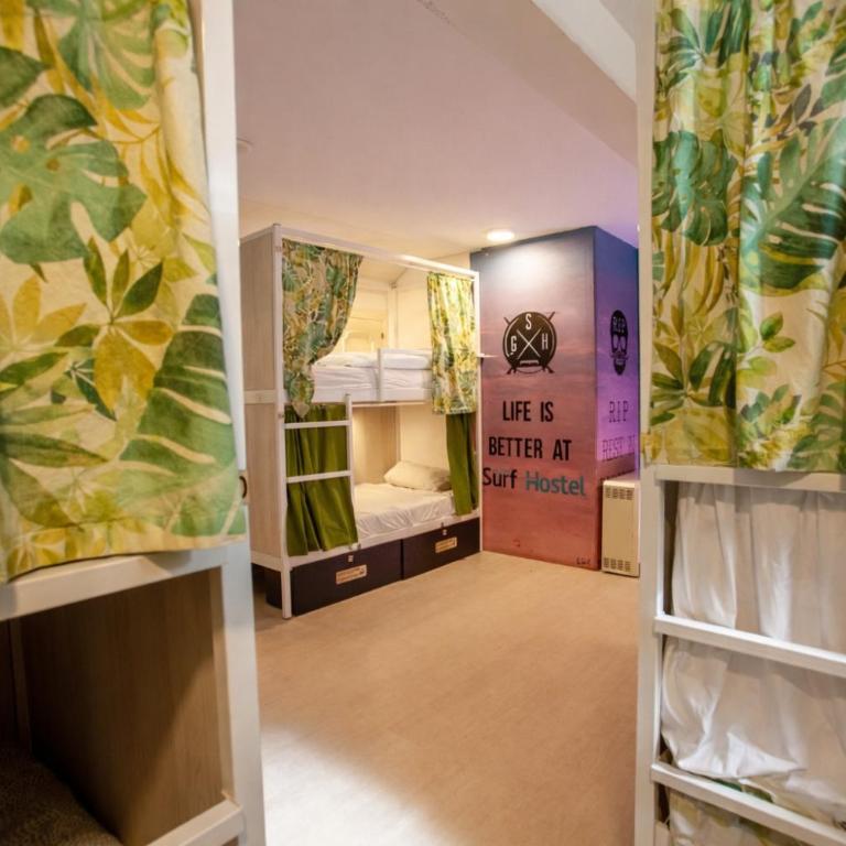 Gijon Surf Hostel - Single Bed in Mixed Dormitory Room 14 pax - 1