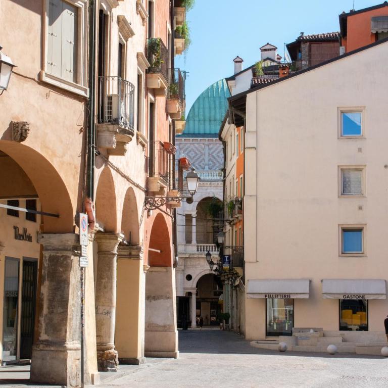 Luxury Home Basilica - Appartamento con 2 Camere da Letto - 55