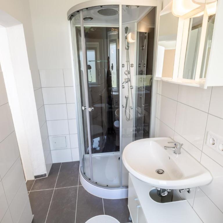 AugsburgLiving - Business- und Ferienapartments - Estudio con 1 cama grande - 2