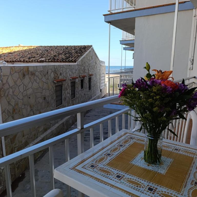 Deveses 7 a pie de playa y 2 terrazas con vistas al mar - Apartamento de 2 dormitorios - 2