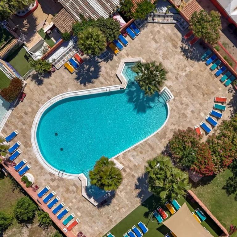 Mobil-home tout confort Camping de lEscale C43 terrasse piscine & plages - Bungalow - 5