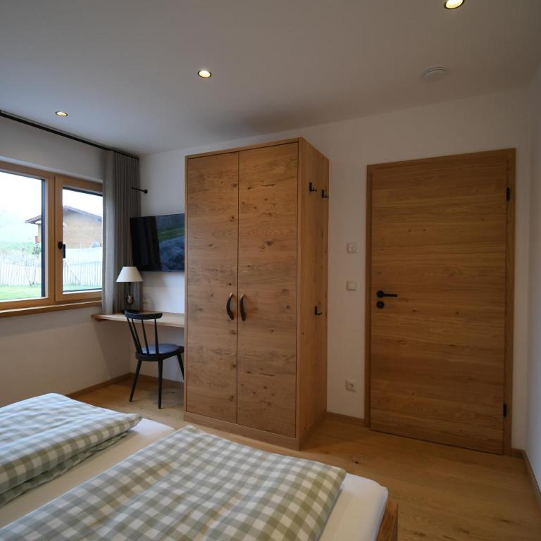 Alm Annerl - Neue Ferienwohnungen in Obermaiselstein - Apartment mit 2 Schlafzimmern - 3
