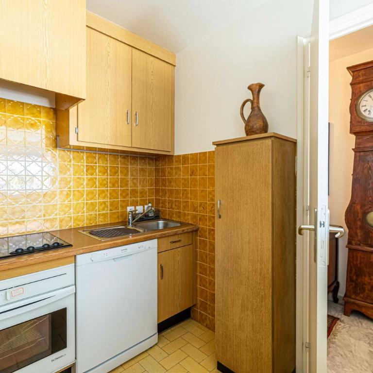 Bright Studio with Parking Near Beach & Old Town - Studio - 3