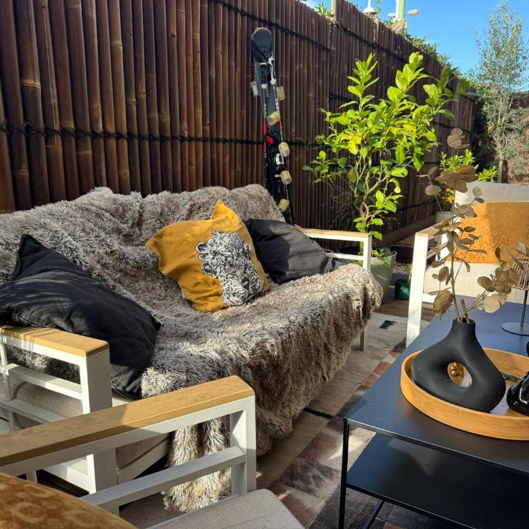 Loft cocooning avec Terrasse de 130m2 et Parking - Appartement 2 Chambres avec Terrasse - 6